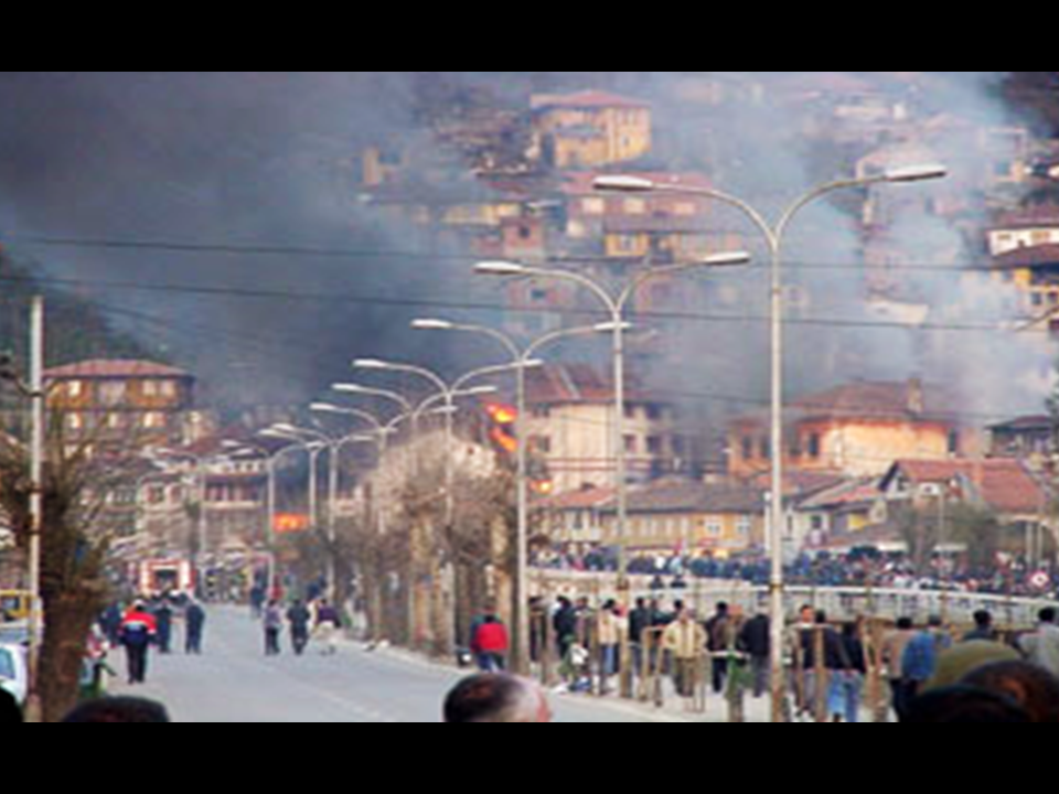 12 Prizren During The Kosovo Riots, March 2004 – MILITARY CAVEATS